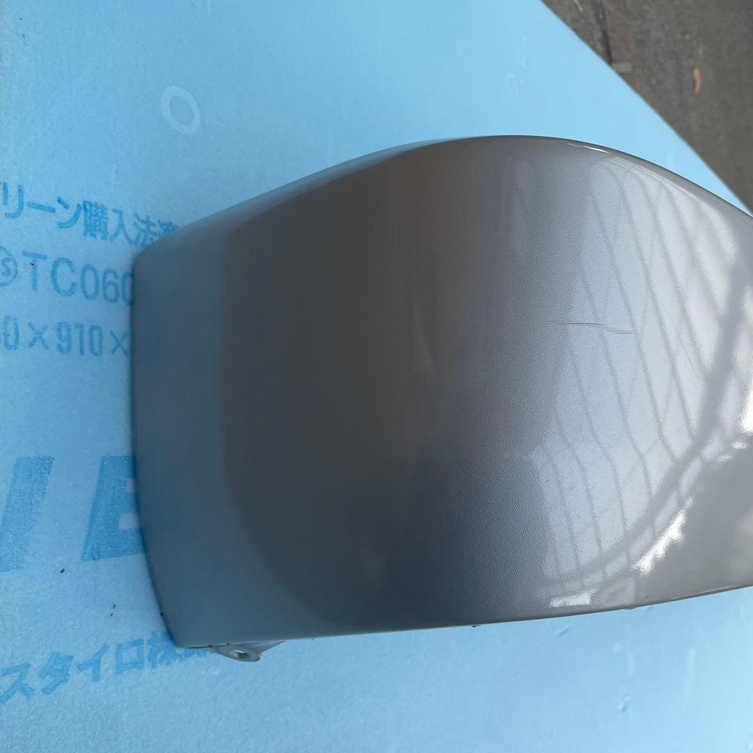 ハイエース　純正　リアバンパー　シルバー　標準