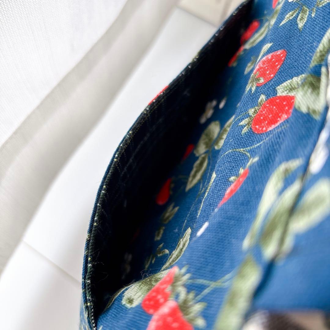 m*e様 コヤンイサムチョン　バック　ハグねこトート　オッドアイネコちゃん×コイ