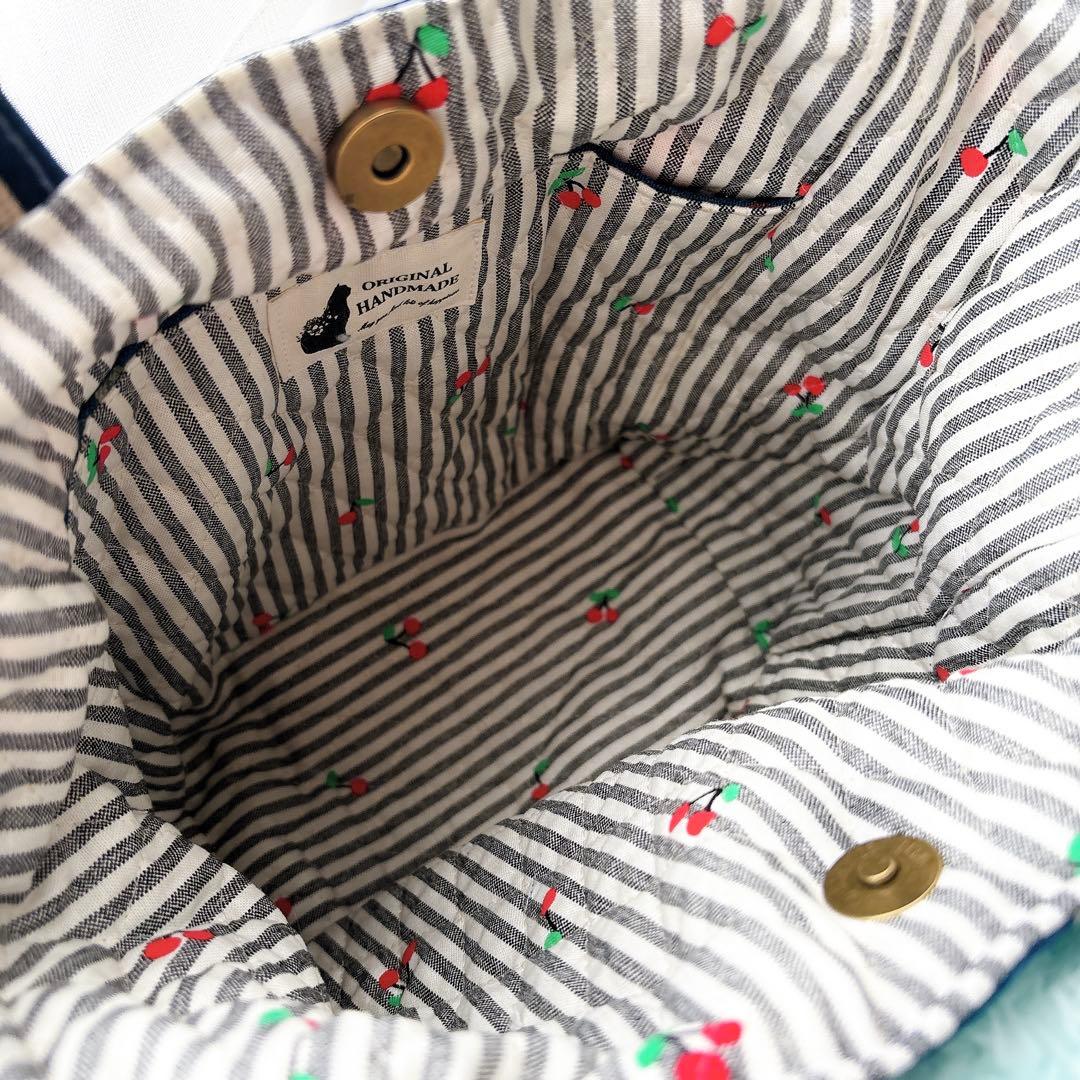 m*e様 コヤンイサムチョン　バック　ハグねこトート　オッドアイネコちゃん×コイ