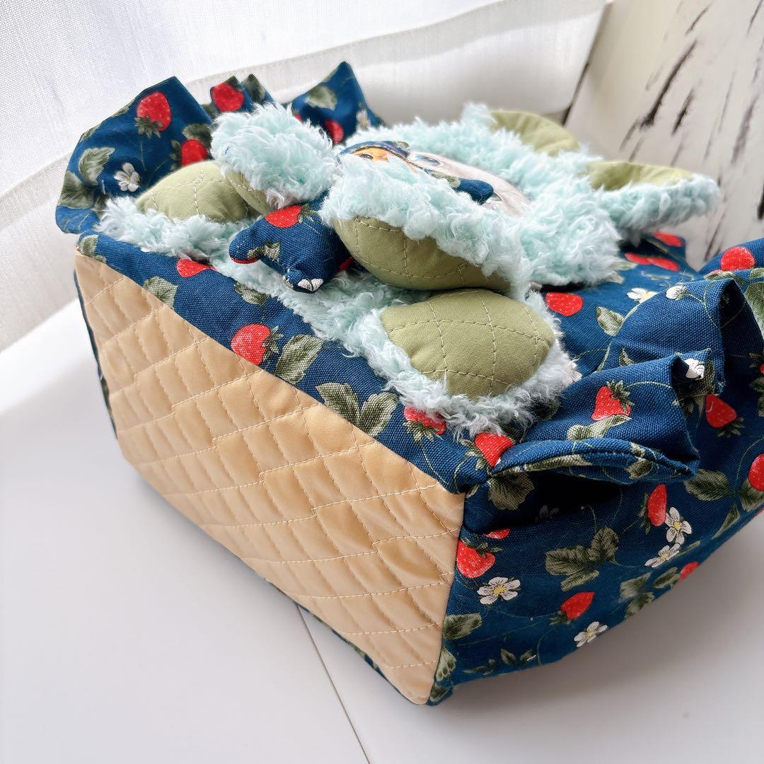 m*e様 コヤンイサムチョン　バック　ハグねこトート　オッドアイネコちゃん×コイ