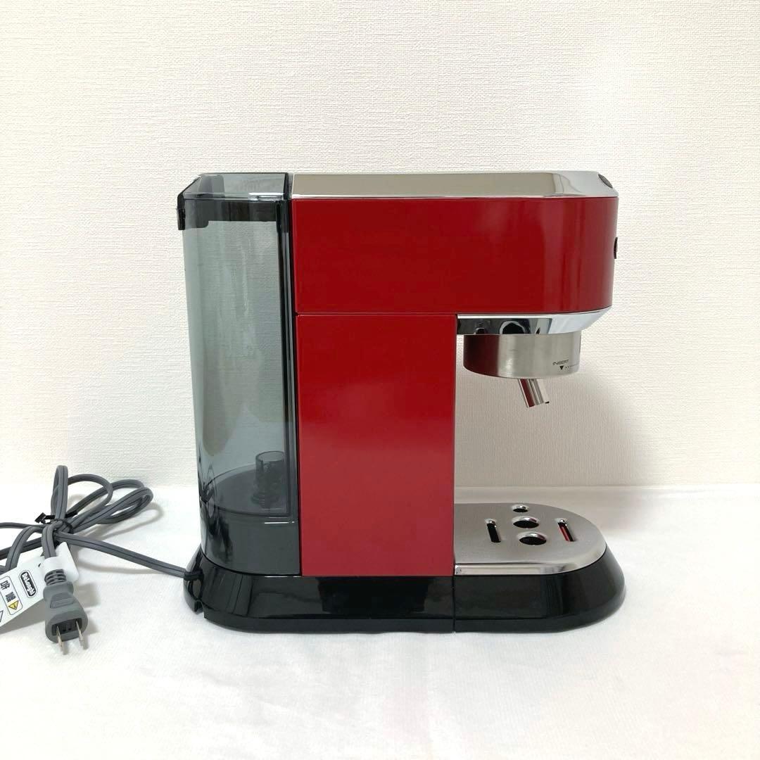 ぱんだ　デロンギ　エスプレッソ・カプチーノメーカー　デディカ　EC680R