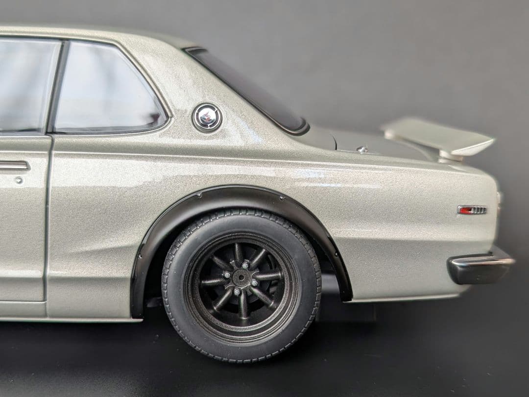 【ちっち】オートアート 1/18 GT-R KPGC10 ハコスカ