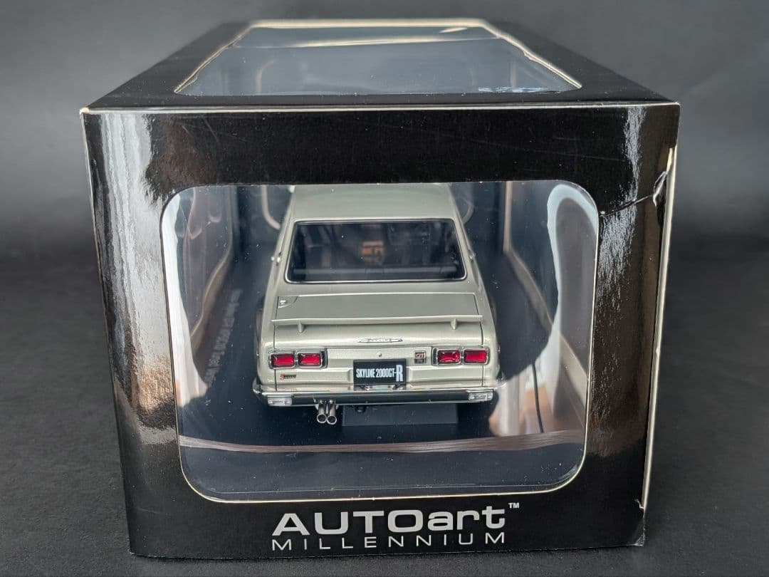【ちっち】オートアート 1/18 GT-R KPGC10 ハコスカ
