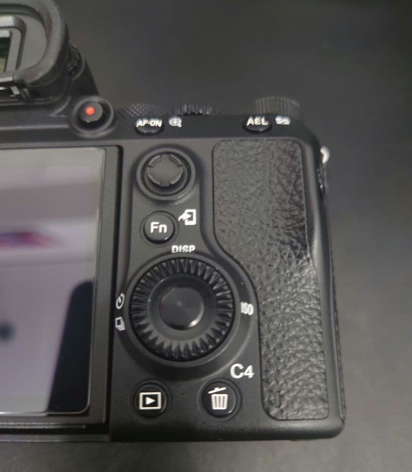 SONY α7III ミラーレス カメラ 中古 本体