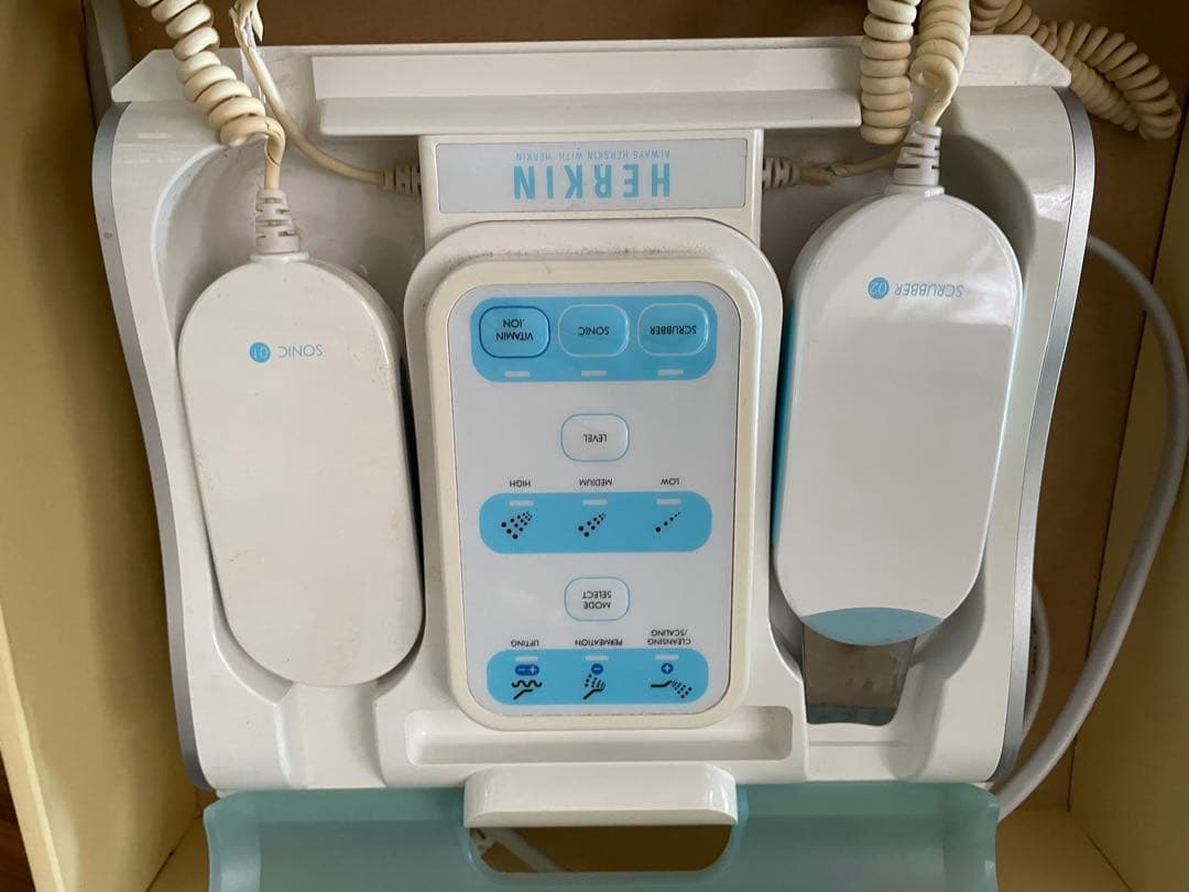 動作確認済　定価¥104,500エステサロン業務用美顔器HERKIN3000