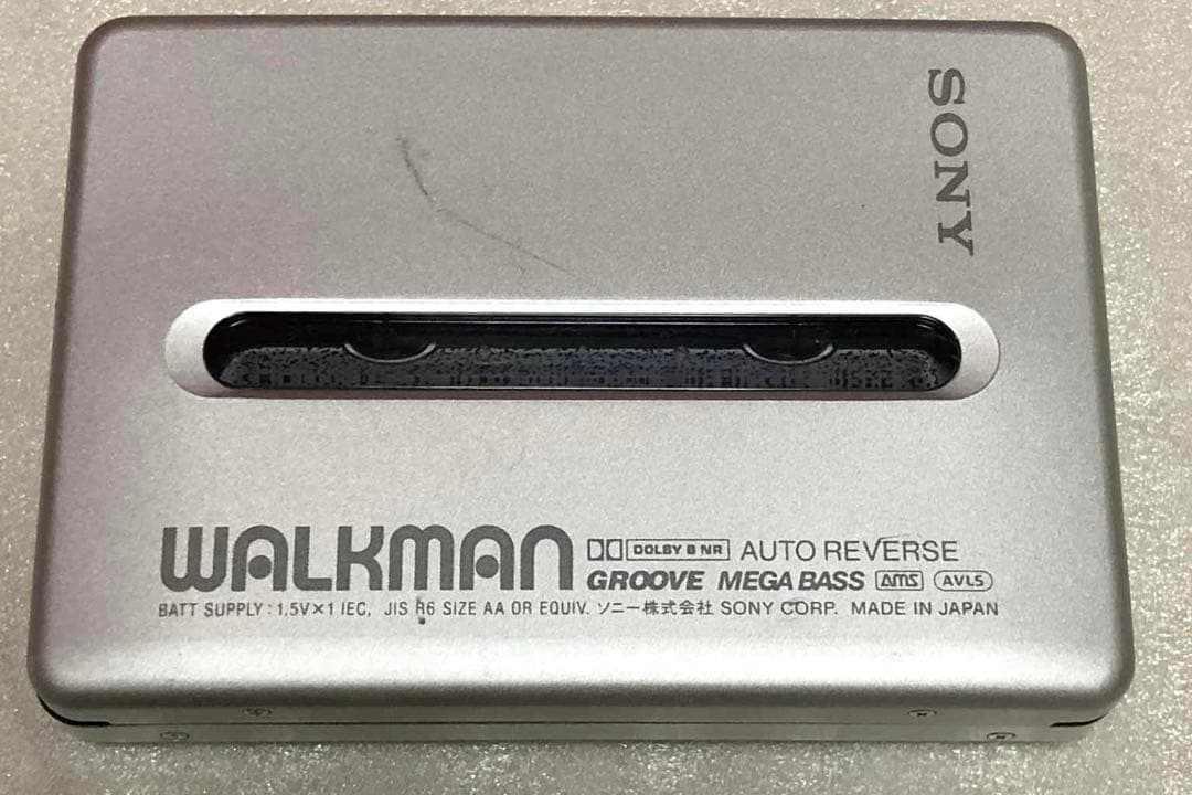 SONY ソニー　ウォークマン　WM-EX677ジャンク品