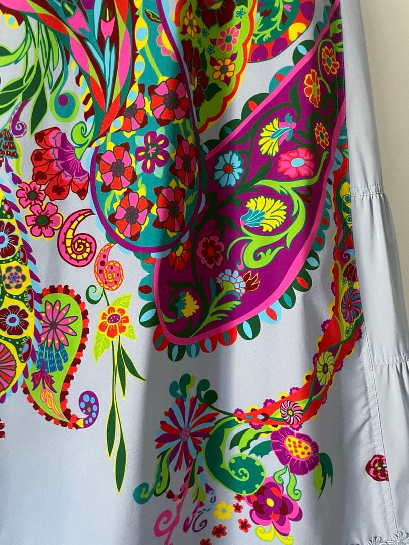 トクコプルミエブォル花柄ノースリーブフレアチュニックワンピース