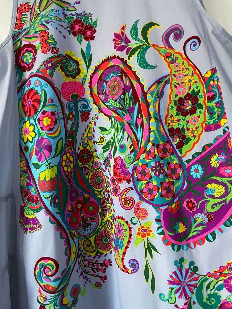 トクコプルミエブォル花柄ノースリーブフレアチュニックワンピース