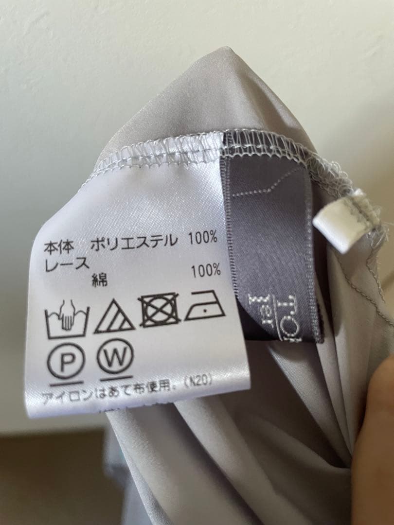 トクコプルミエブォル花柄ノースリーブフレアチュニックワンピース