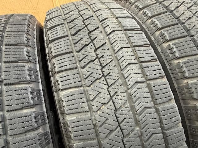 ルーミー タンク ソリオ トール ブーン スタッドレスセット 165/65R14