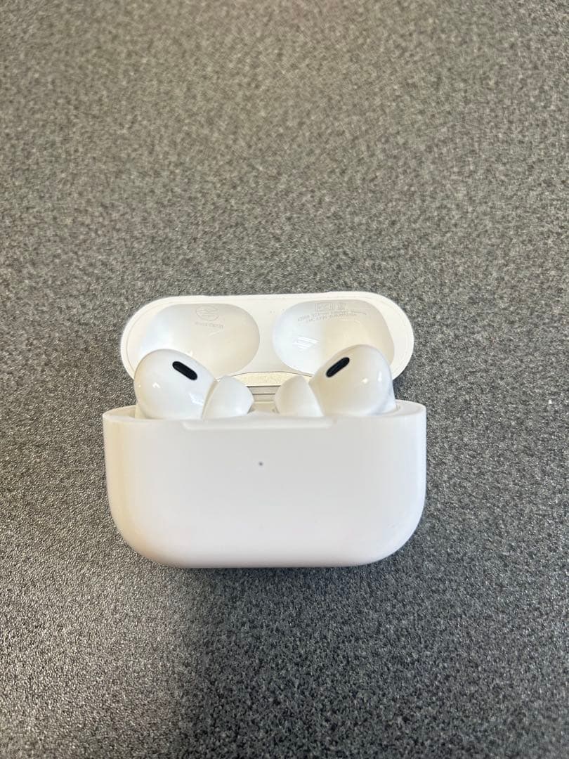 Apple AirPods Pro 第2世代　本体　Type-C