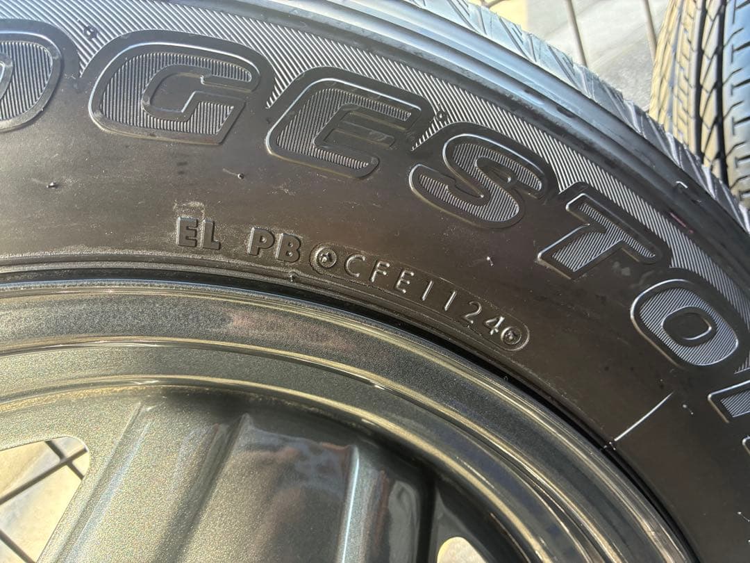 64ジムニー　純正　タイヤホイールセット　175 80 R16 美品中古品