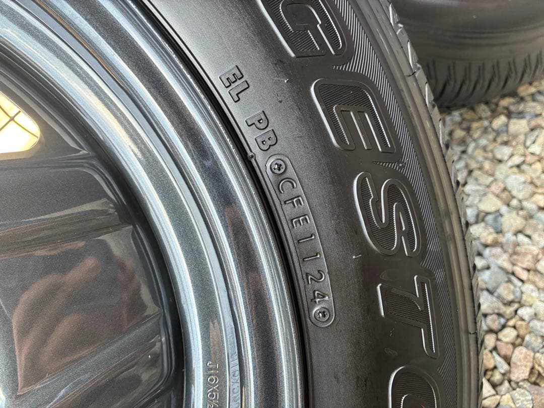 64ジムニー　純正　タイヤホイールセット　175 80 R16 美品中古品