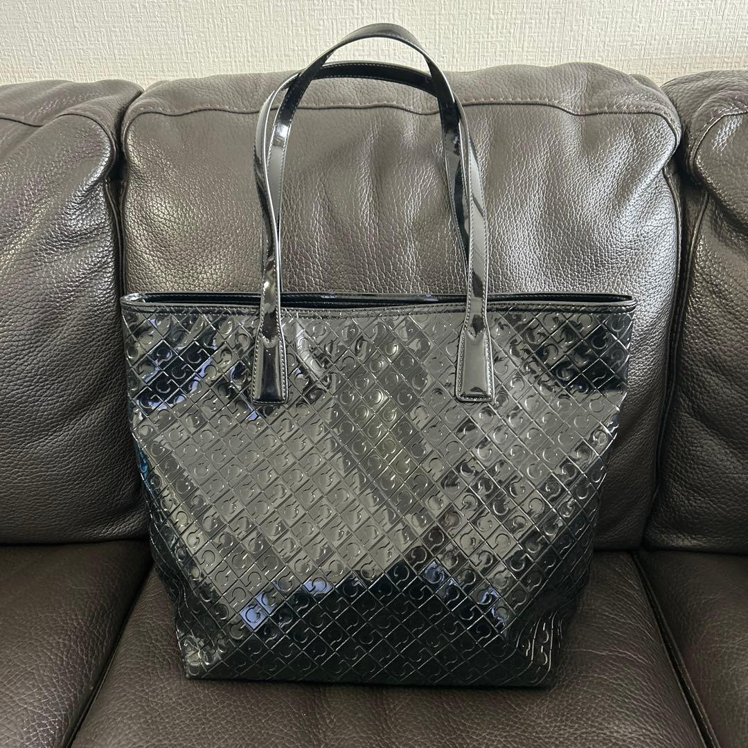 ゲラルディーニ　エナメルバッグ