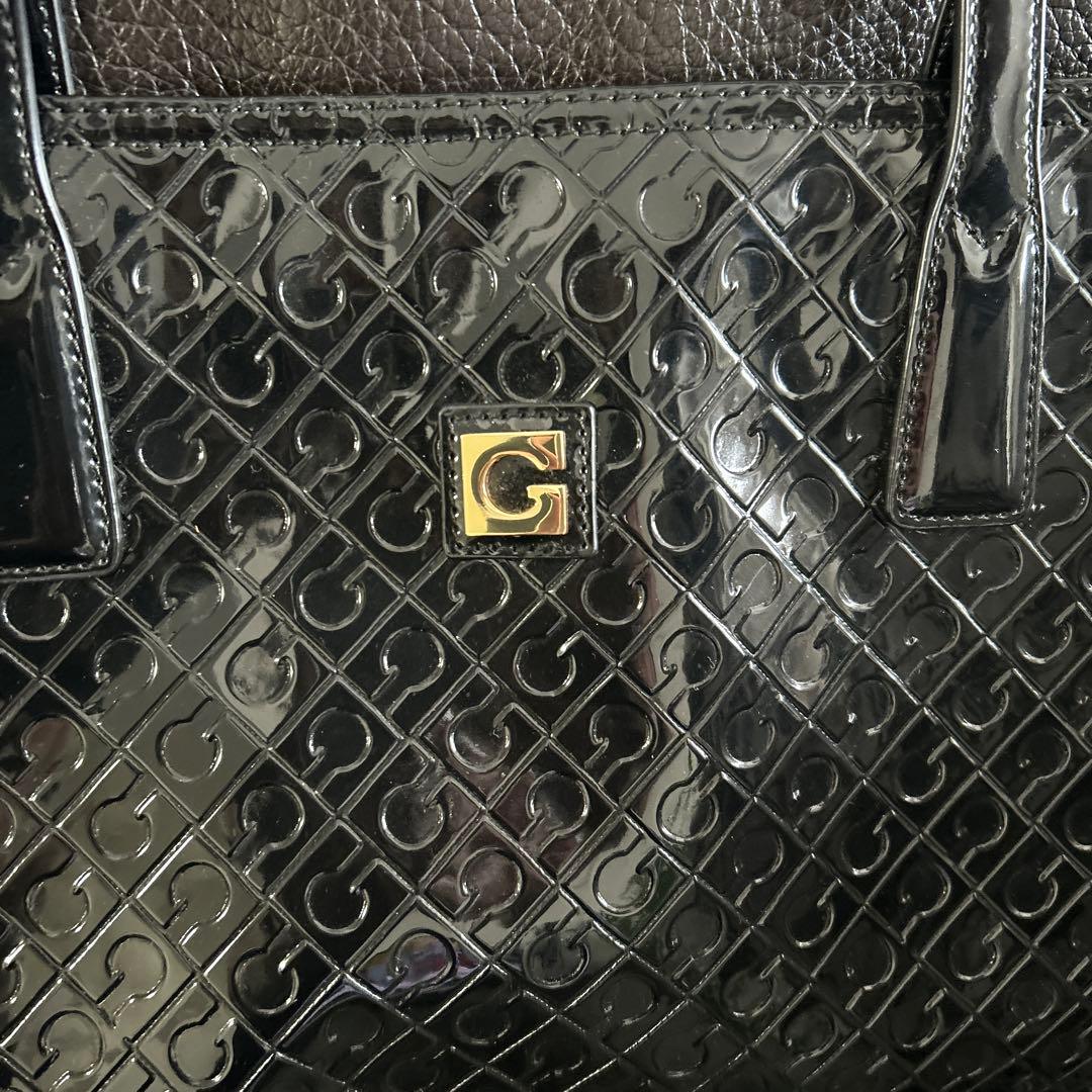 ゲラルディーニ　エナメルバッグ