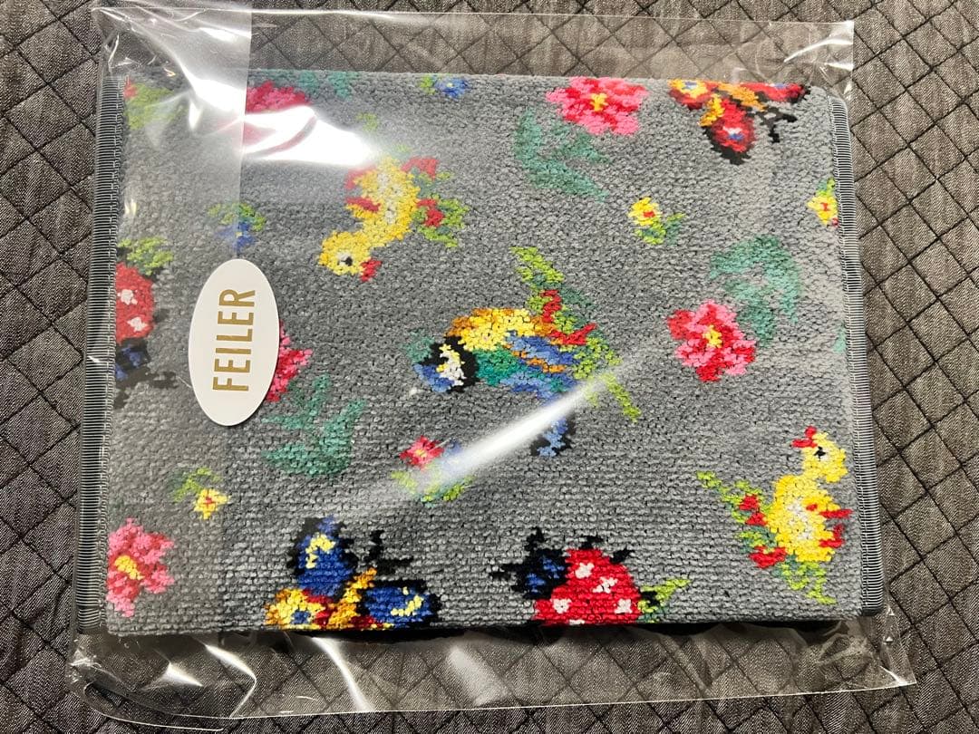 フェイラー　マルチケース　ハイジ柄