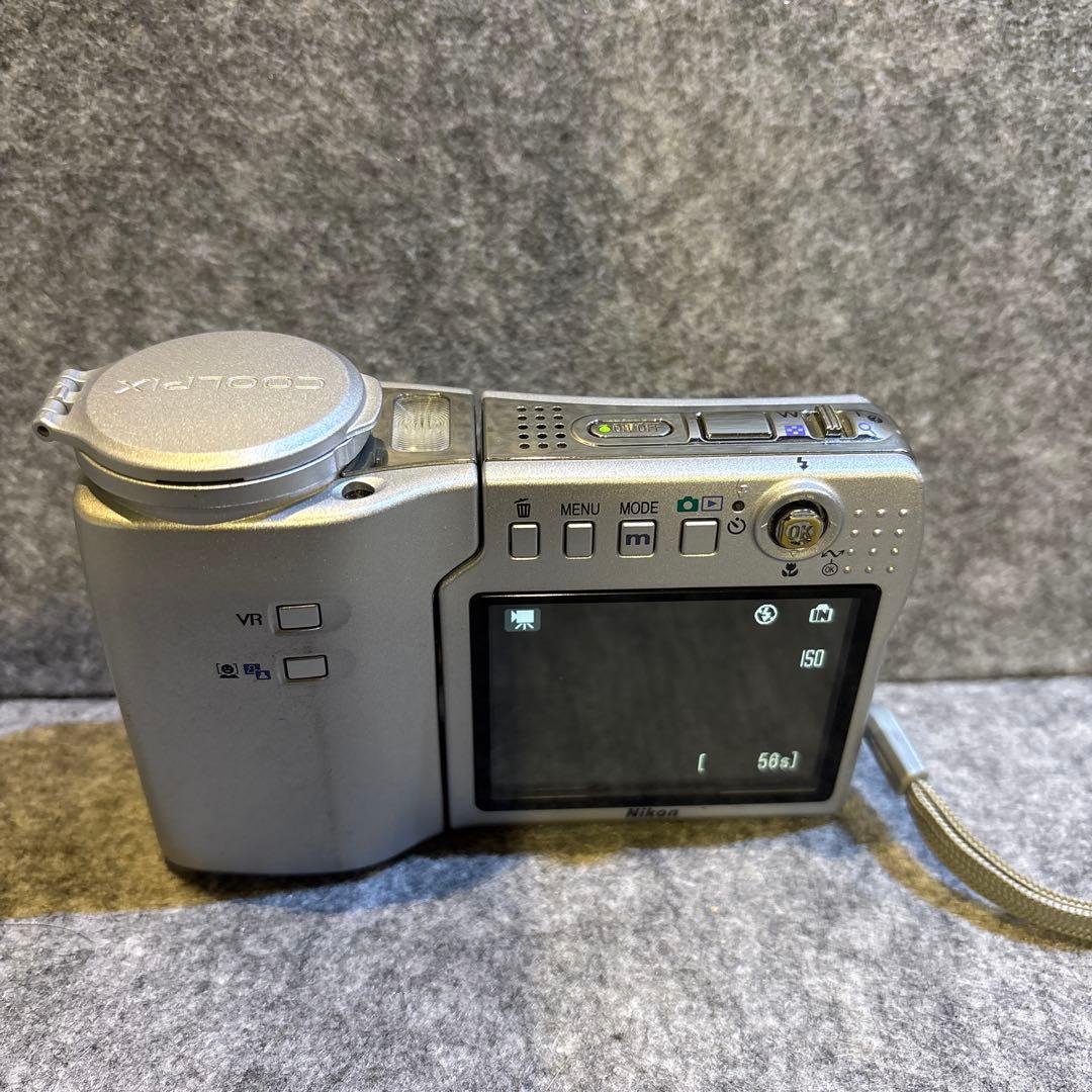Nikon COOLPIX S10 VR シルバー