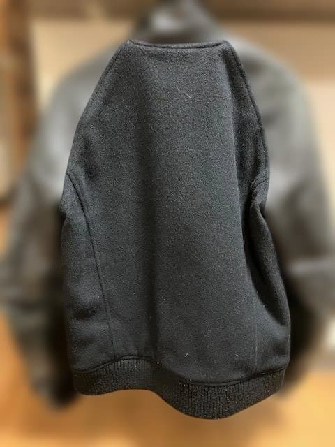 【★激シブ★断捨離のため、低価格にて出品】BACKLASH ブラック スタジャン