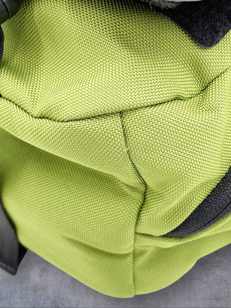 Patagonia ハーフマス メッセンジャーバッグ ゲッコーグリーン