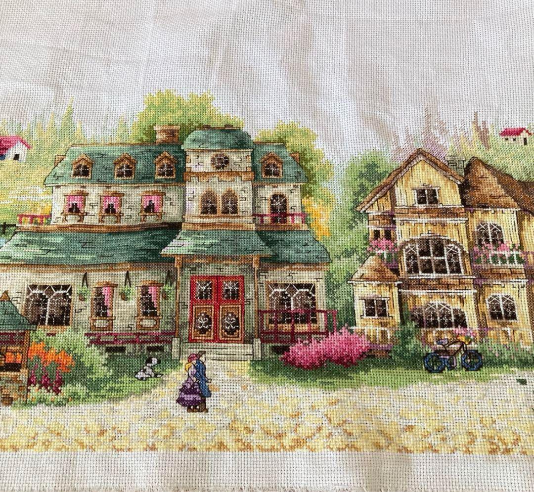 圧巻！160センチのクロスステッチ作品