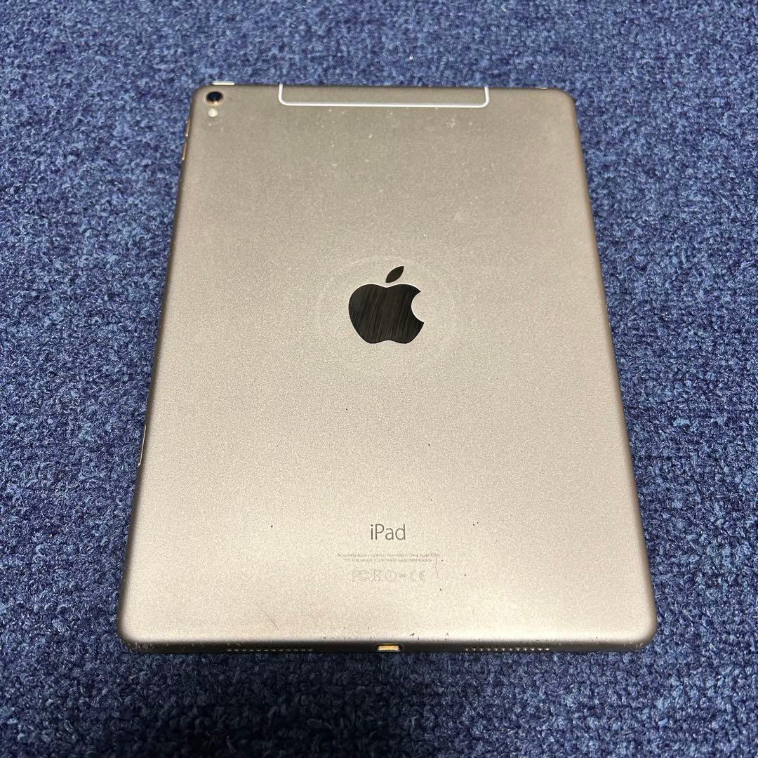 ipad Pro（9.7インチ、wifi+cellular）＋スマートキーボード