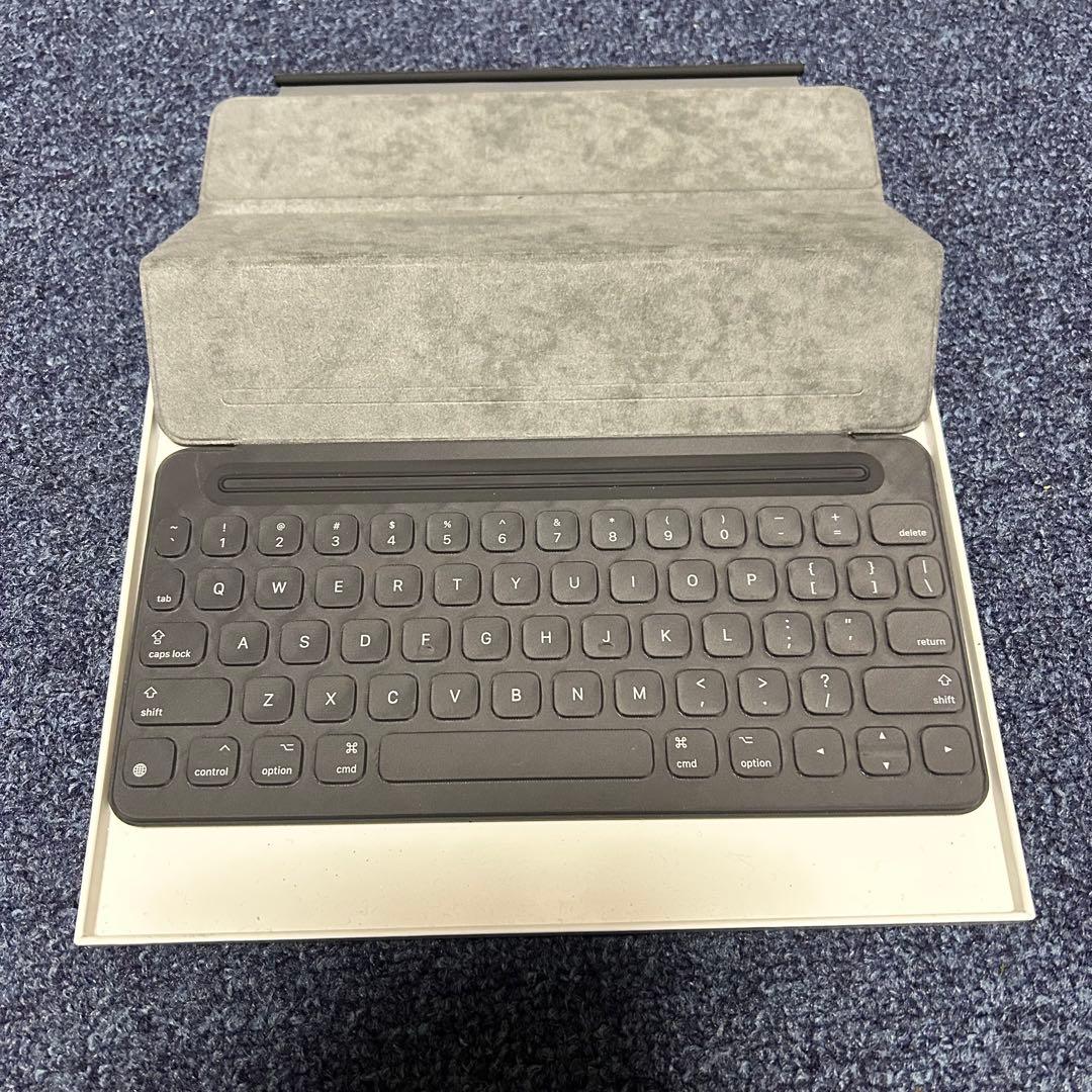 ipad Pro（9.7インチ、wifi+cellular）＋スマートキーボード