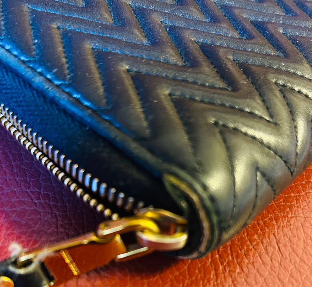 ミュウミュウ MIU MIU 長財布 ナッパ インプントゥーレ