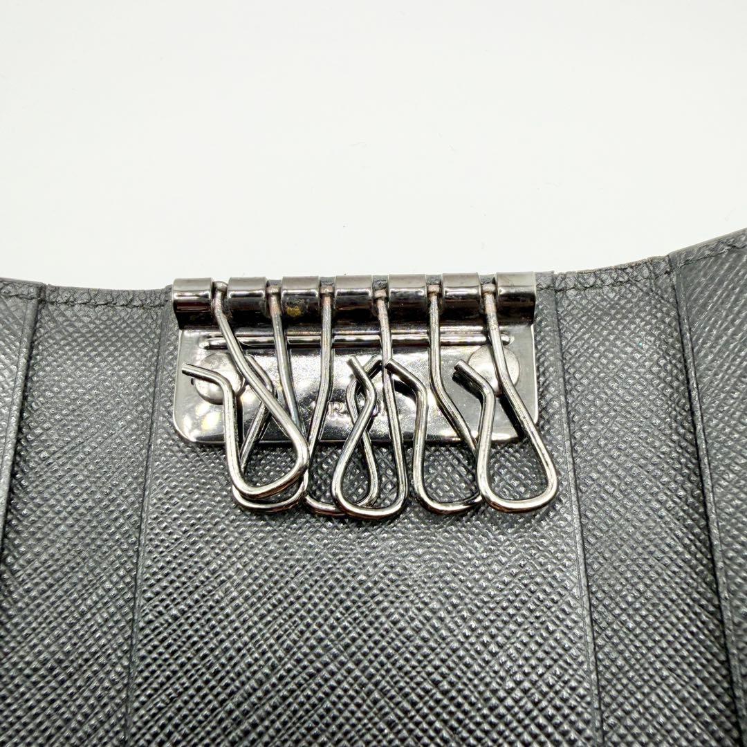 【美品】プラダ PRADA 6連 キーケース サフィアーノレザー ブラック