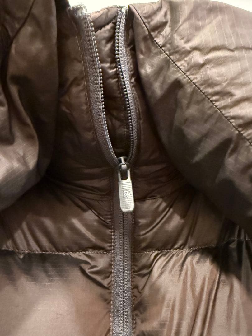 ルルレモン ロングダウン麻布台ヒルズ限定/完売品