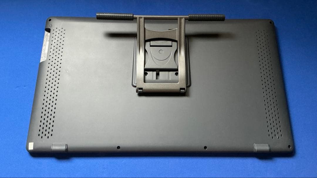 HUION Kamvas 24 plus 液タブ　液晶タブレット