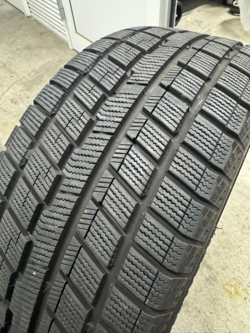 TESLA MODEL3 スタッドレス　タイヤホイールセット