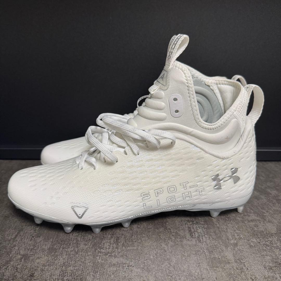 アメフト スパイク スポットライト フットボール Spotlight ホワイト