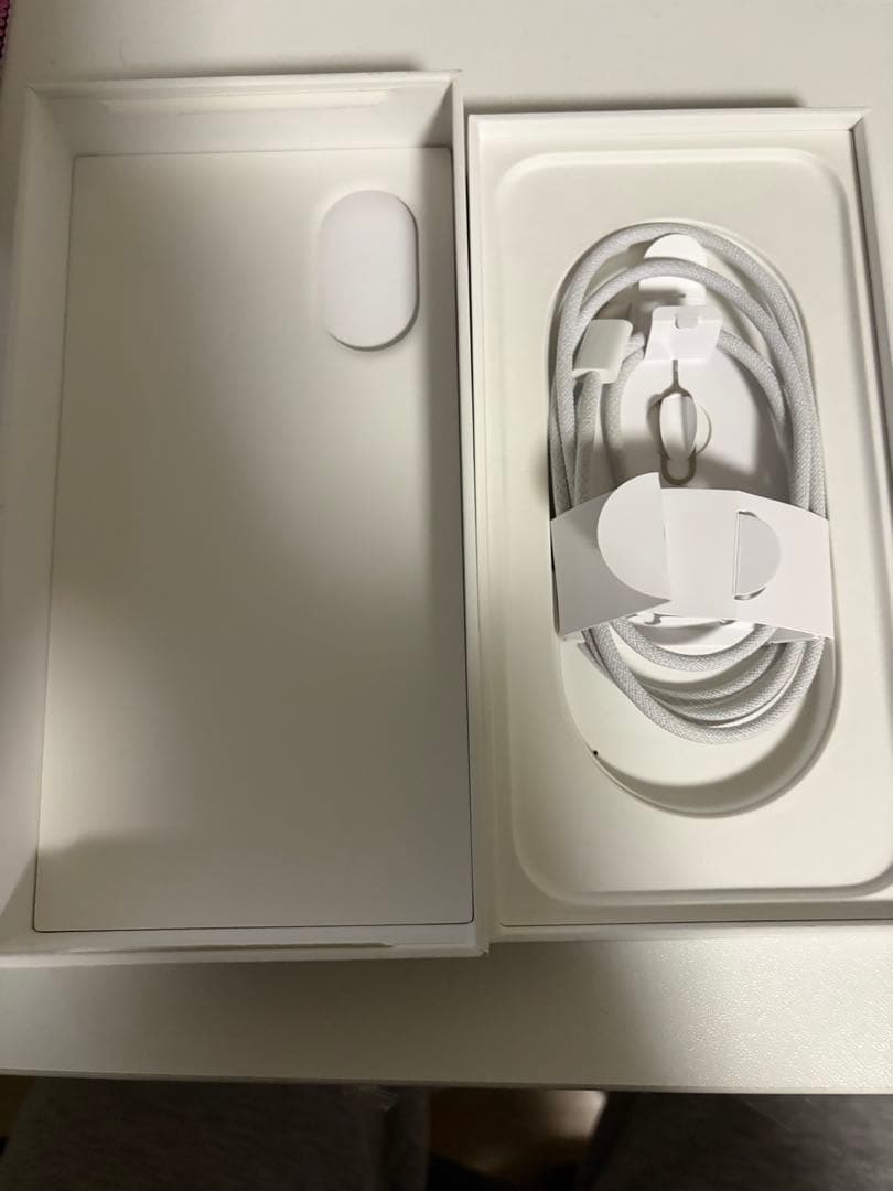 Apple iPhone 16 plus 本体 ウルトラマリン