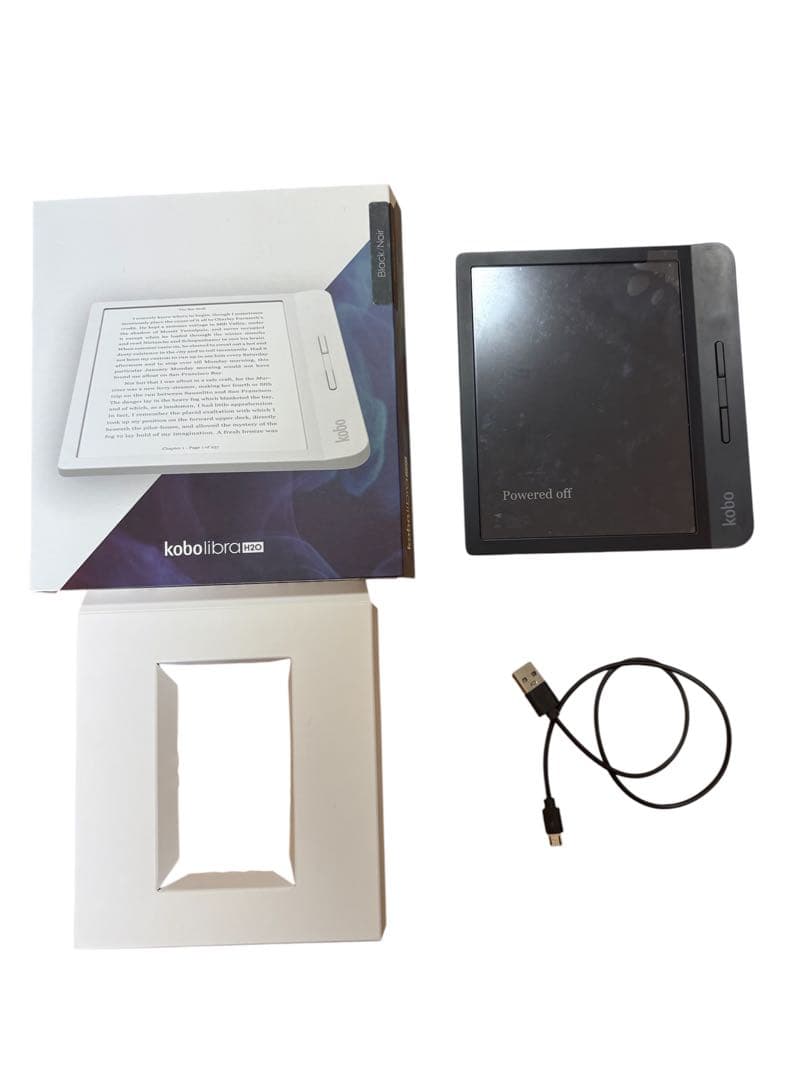 Kobo Libra H20本体充電ケーブル付き