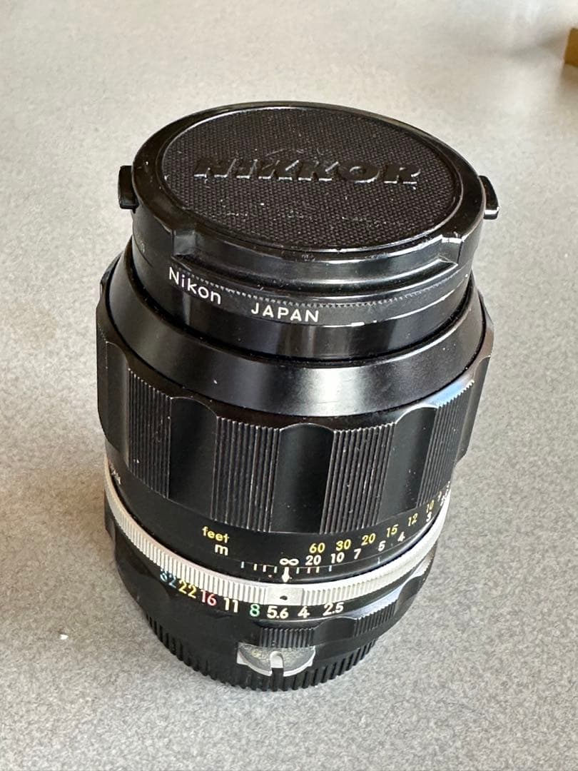 Nikon ニコン Nikkor-P.C 105mm f/2.5 レンズ、フード