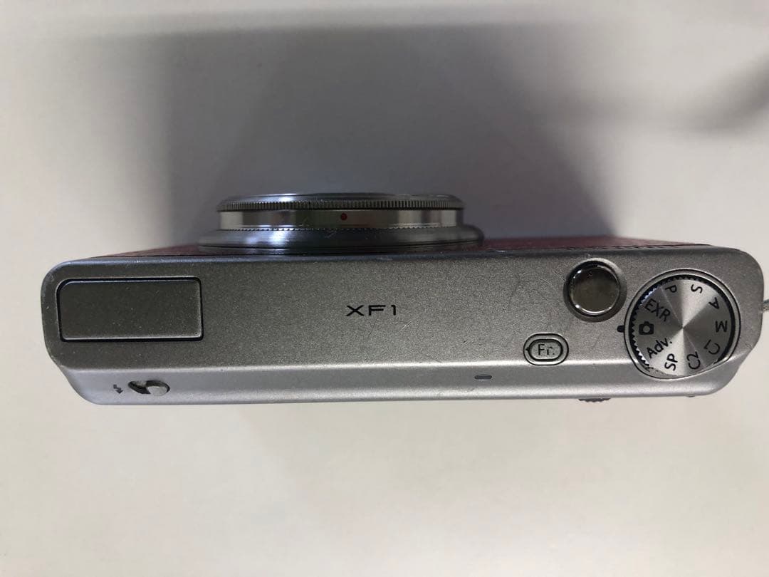 桐*ず様 Fujifilm XF1 コンパクトデジタルカメラ レッド