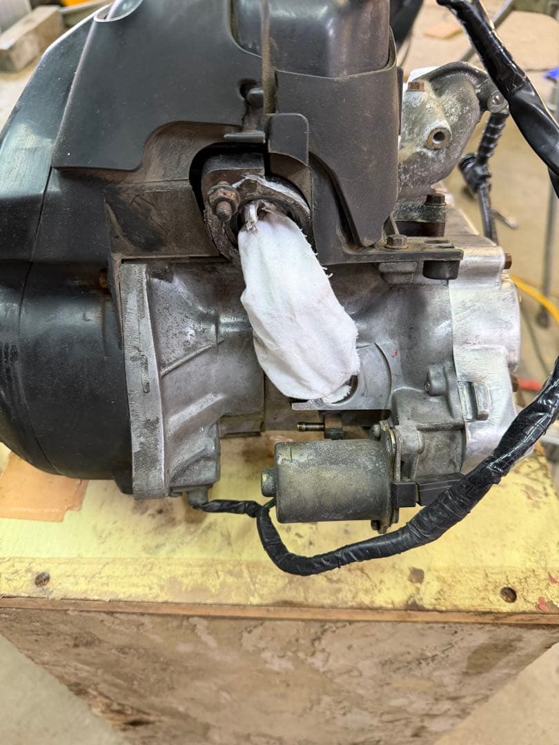 dio AF27 エンジン　シリンダーヘッドほぼ新品