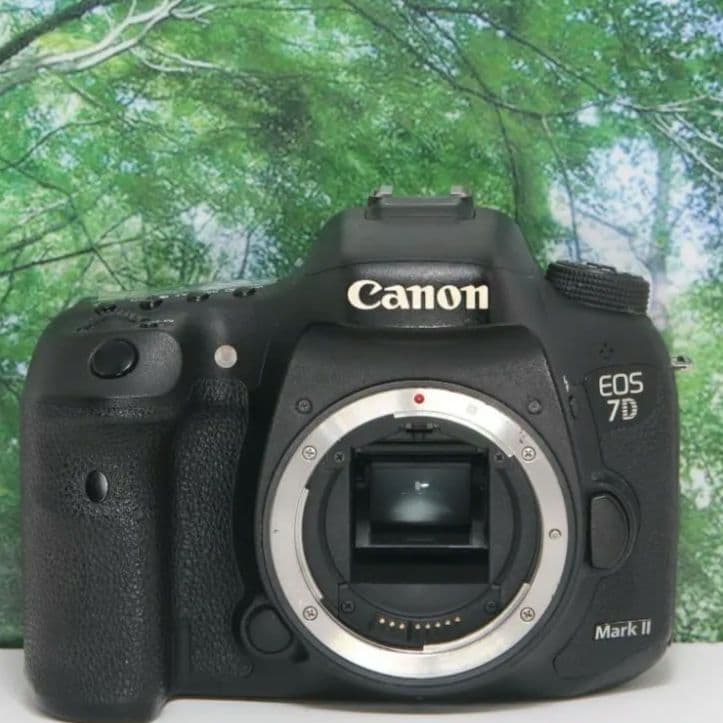 ❤スマホ転送OK✨高級機♪Canon EOS 7D MARKII♪付属品豪華❤