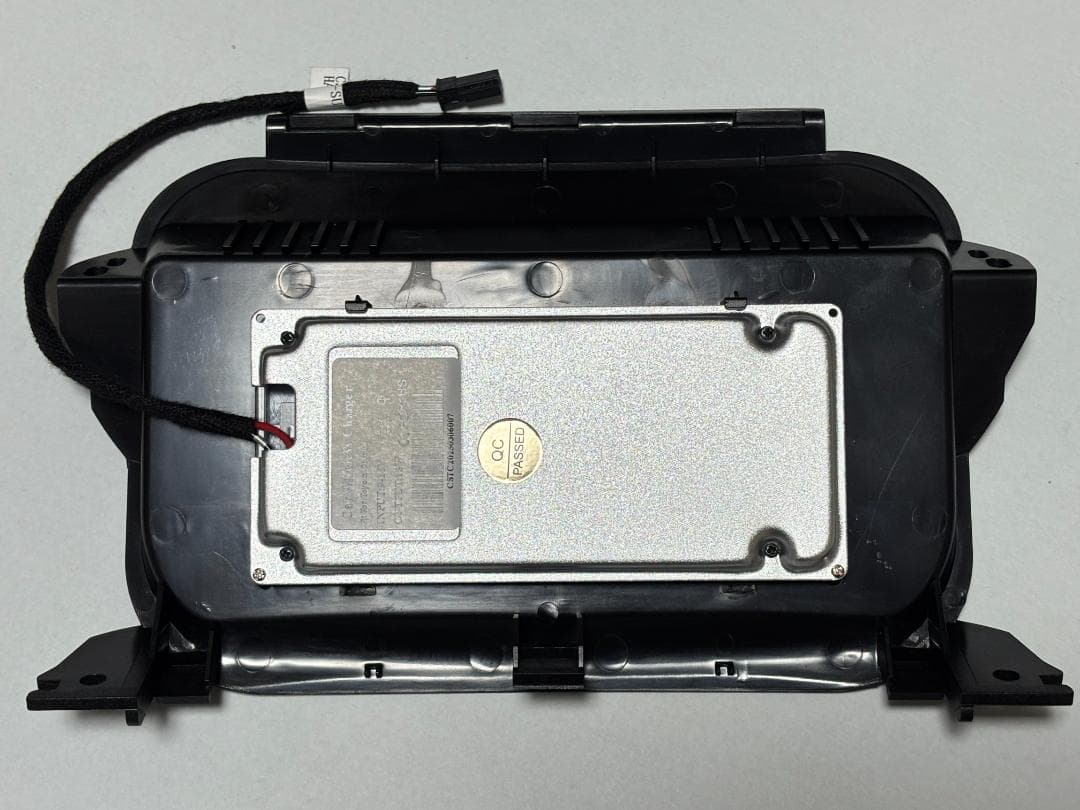 トヨタカローラ 2019~ 210系 ワイヤレス充電器 15W 新品未使用