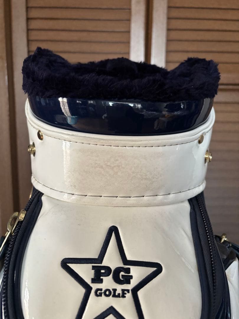 美品パーリーゲイツネイビーホワイトエナメルキャディーバック