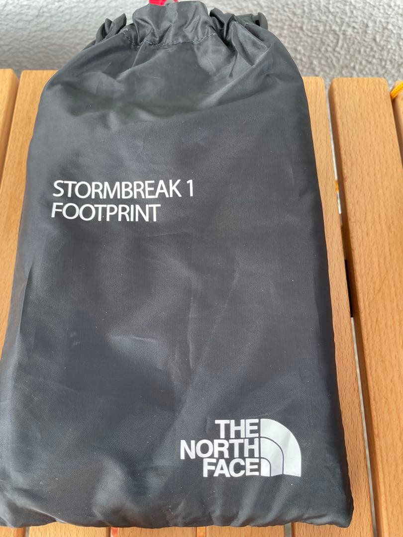 THE NORTH FACE ストームブレイク1