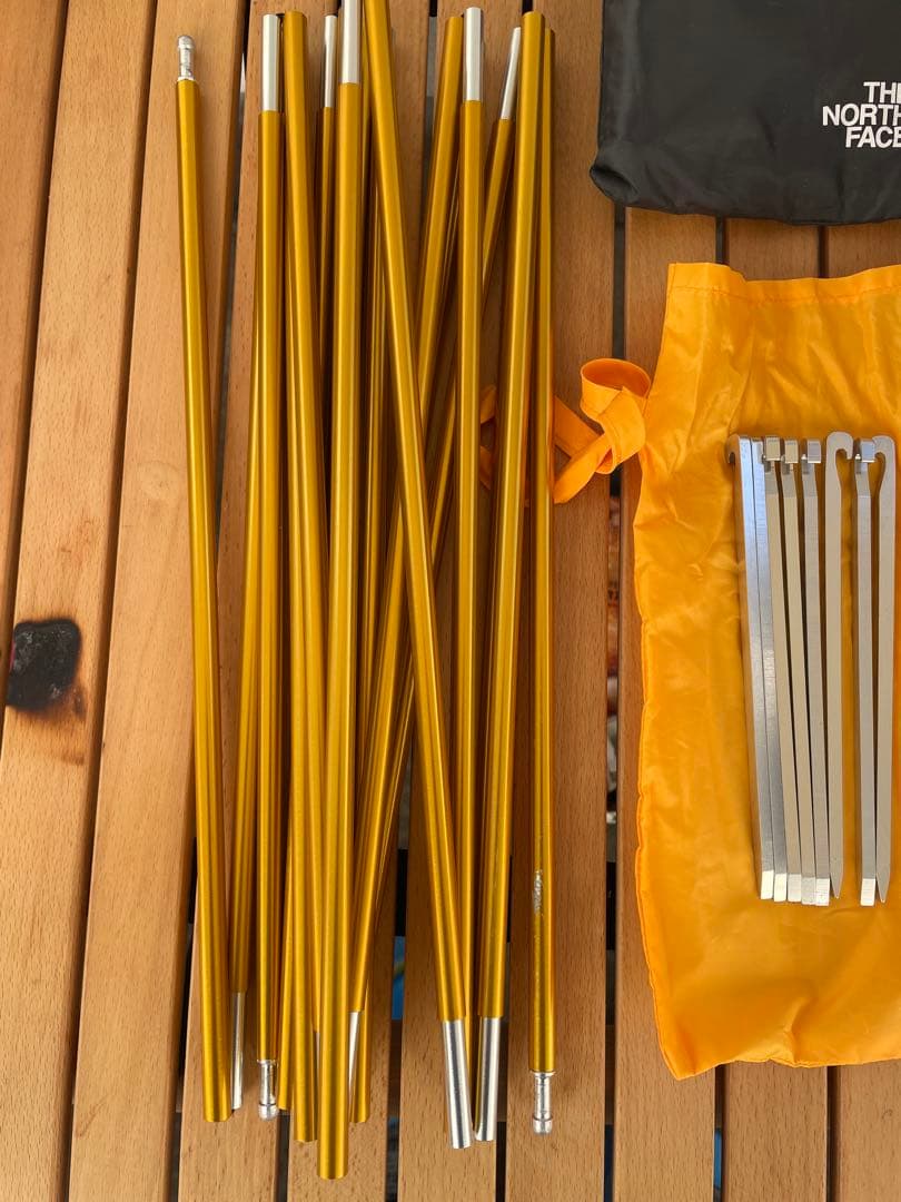 THE NORTH FACE ストームブレイク1