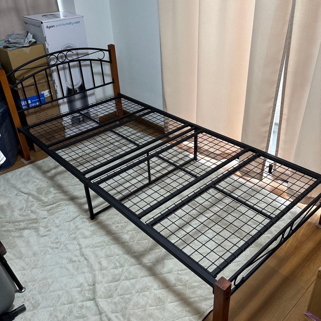 ニトリ アイアンフレーム シングルベッド