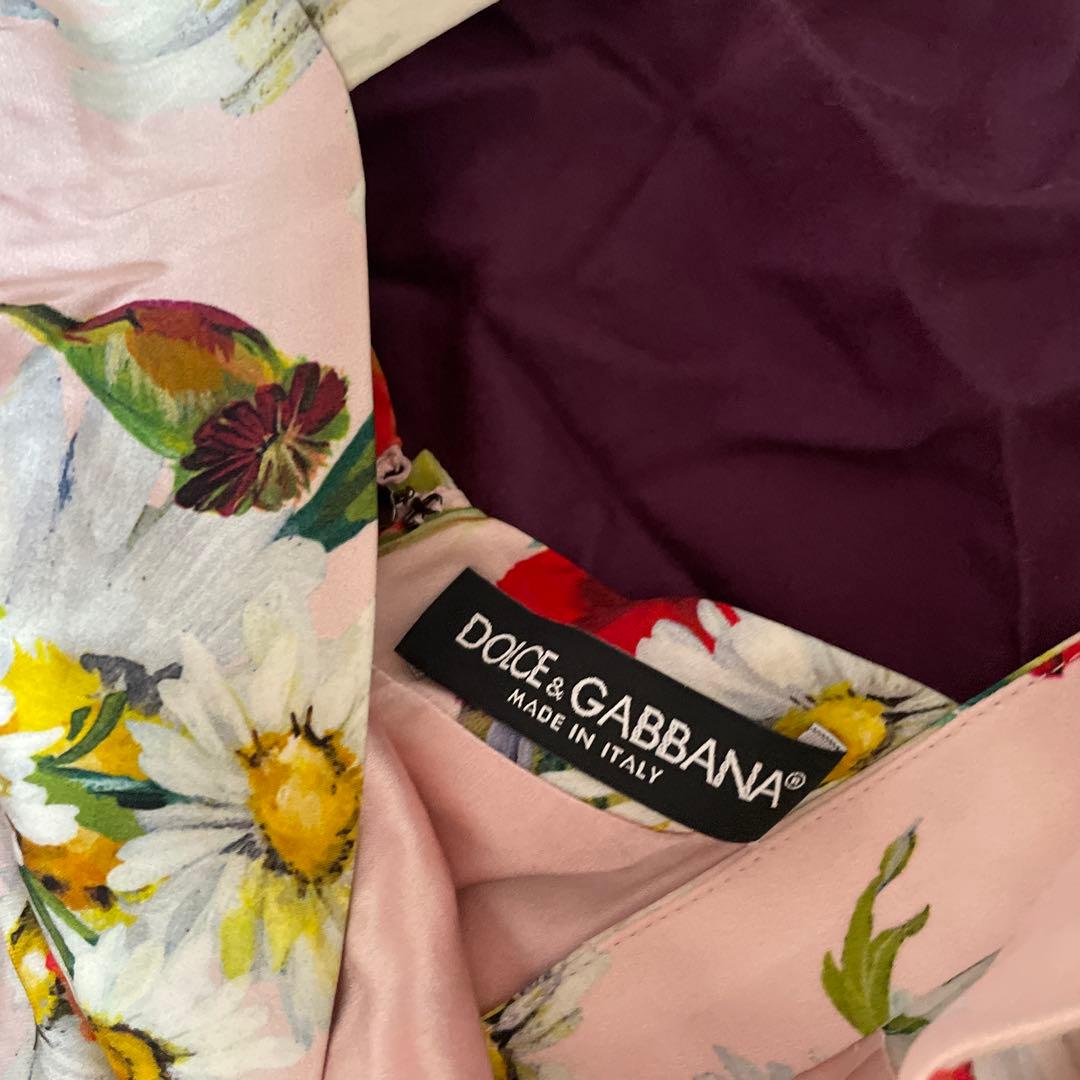 花柄ミニワンピース