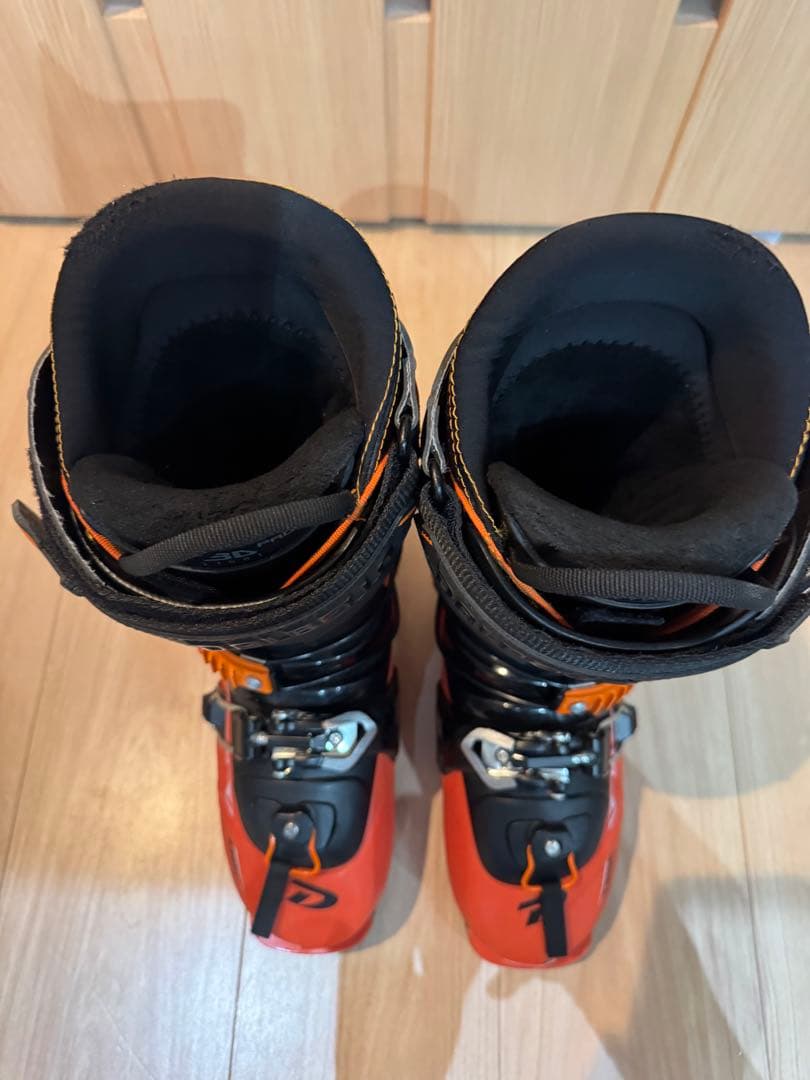 DALBELLO Lupo 130C ダルベロ ルポ　バックカントリー スキー靴