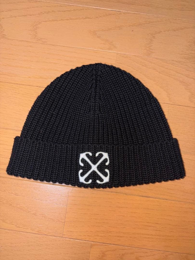 off-whiteビーニー