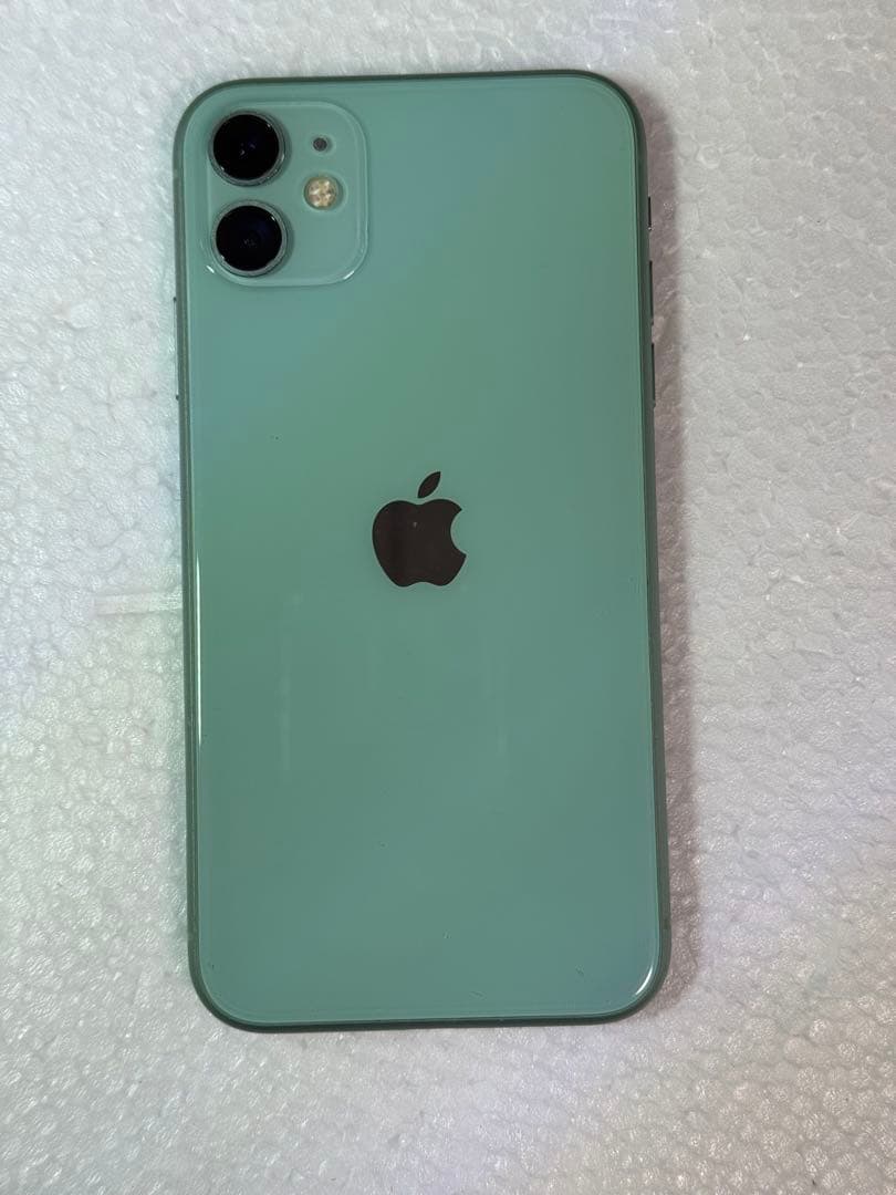 iPhone 11 64GB グリーンSIMフリー