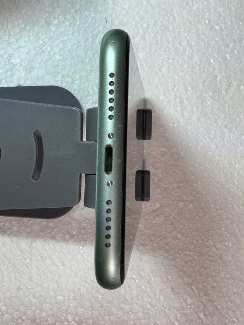 iPhone 11 64GB グリーンSIMフリー