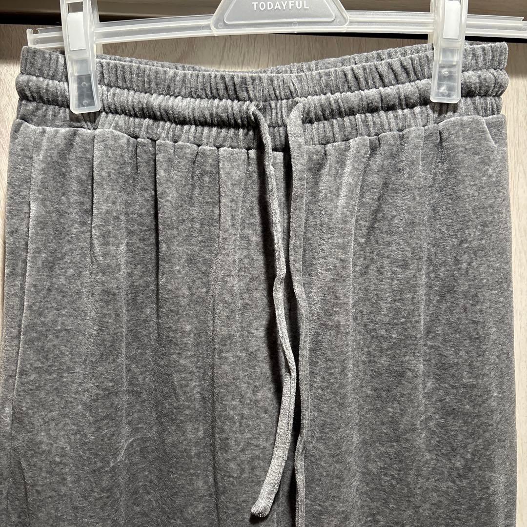 aere smooth velours pants グレー