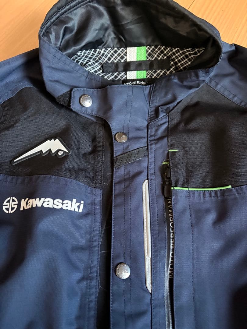 クシタニ　アロフトジャケット